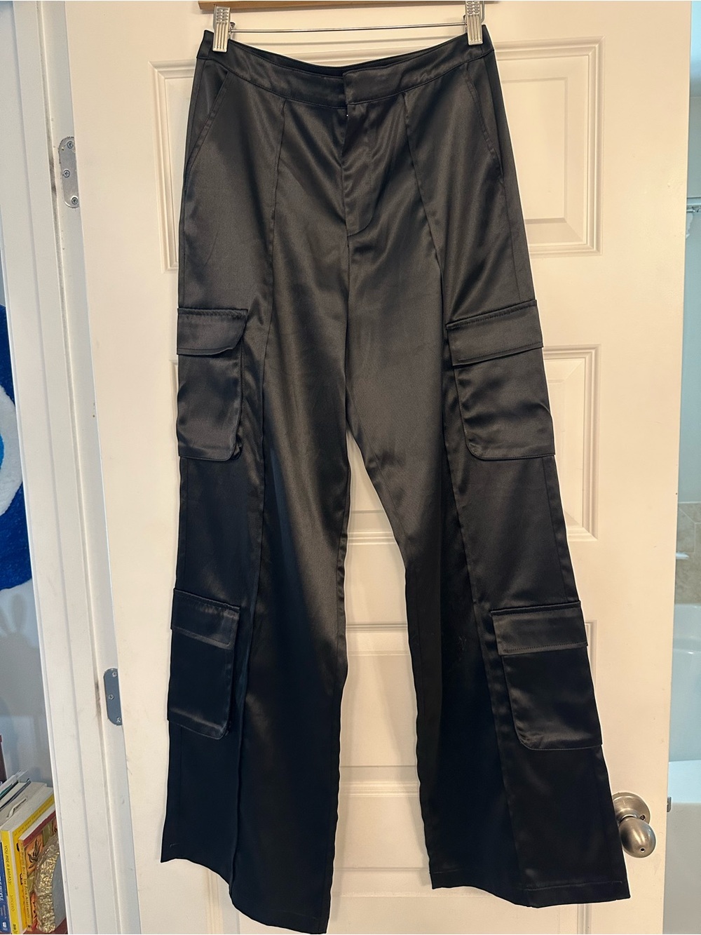 Black Cargo Wide-Leg women’s Pants